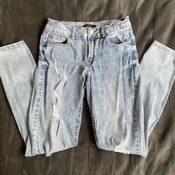 Light blue ripped jeans - Picture 2 of 3